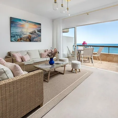 Magnificent Beachfront Apartment * Estepona