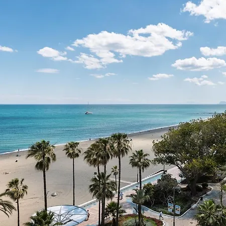 Magnificent Beachfront Apartment