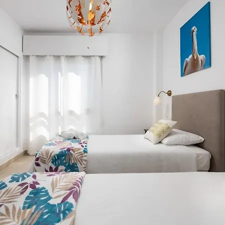 Ferienhaus Magnificent Beachfront Apartment *